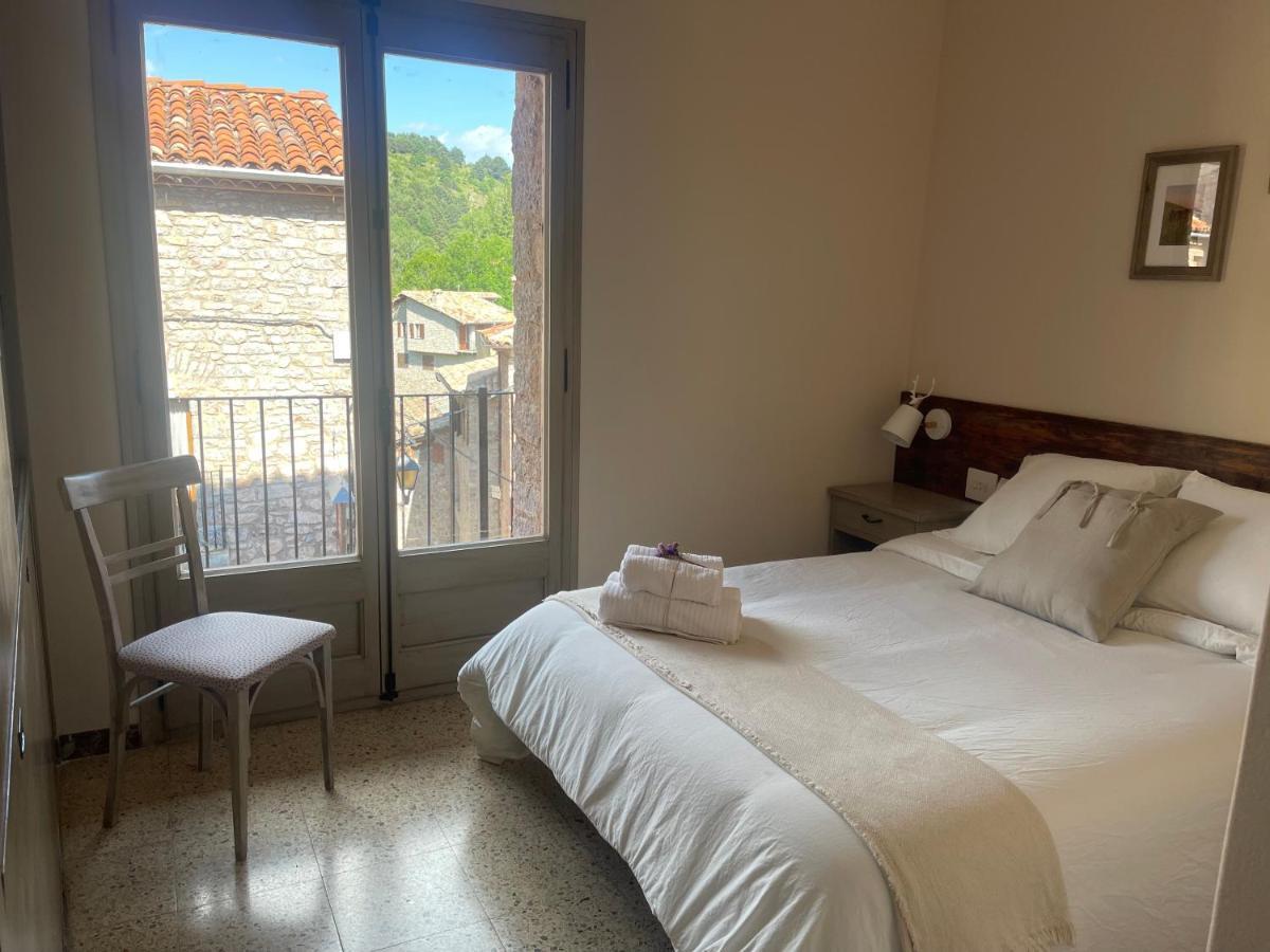 Fonda Peremiquel Hotel Castellar De N'Hug Buitenkant foto