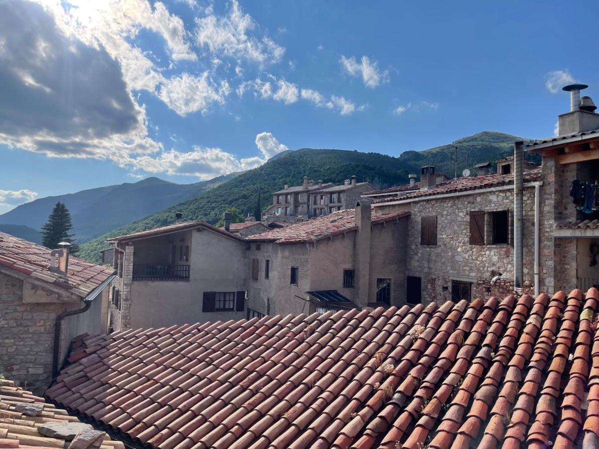 Fonda Peremiquel Hotel Castellar De N'Hug Buitenkant foto