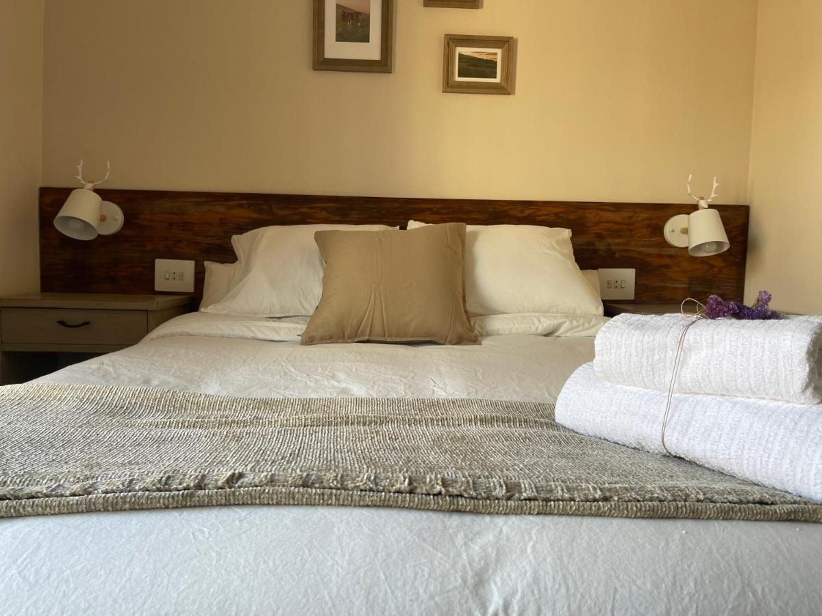 Fonda Peremiquel Hotel Castellar De N'Hug Buitenkant foto
