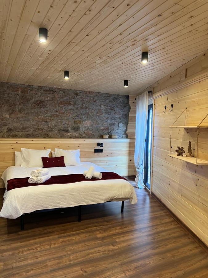 Fonda Peremiquel Hotel Castellar De N'Hug Buitenkant foto